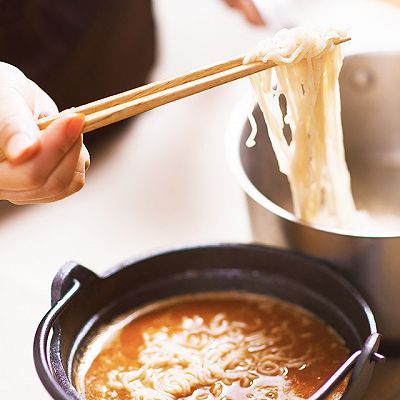 鲜虾金针菇沙茶荞麦面