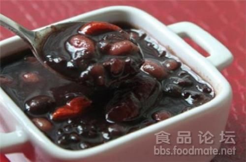 白米加黑米有什么营养 t017c08e4bc0f0ec313.jpg