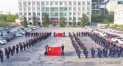 新乡故事:新乡市千名劳模万名职工同唱一首歌