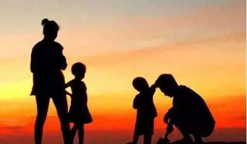 别在催生二胎了!宝妈生完孩子尿失禁,生孩子的