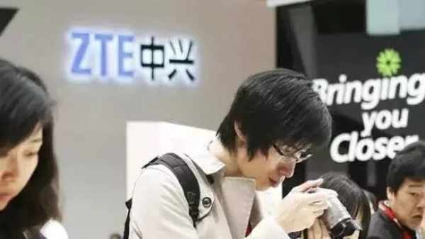 10分钟的新闻发布会，中兴透露出一件大事情