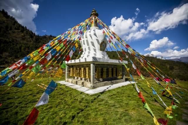 没想到四川有一处这么美腻的小城，约吗?