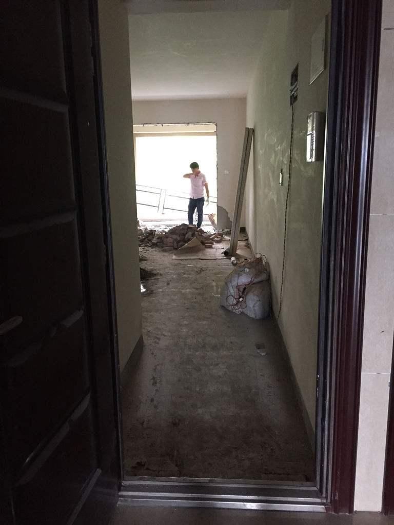 家居风水之家中犯“穿堂煞”如何化解?
