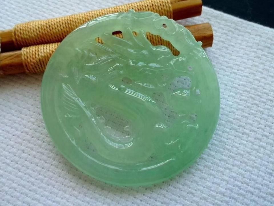 属鼠的2018年佩戴什么吊坠饰品好旺财转运