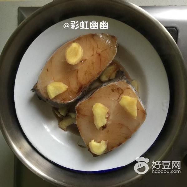 五月食疗鲜美多汁入口即化的清蒸鳕鱼