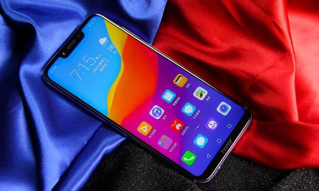 荣耀play首发吓人技术:这几款机型也将支持,看