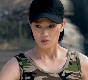 侯梦莎比基尼图片遭热搜