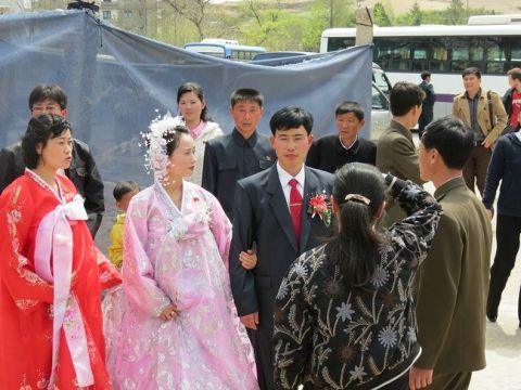 揭秘朝鲜不为人知的新婚习俗:不要彩礼,婚礼流
