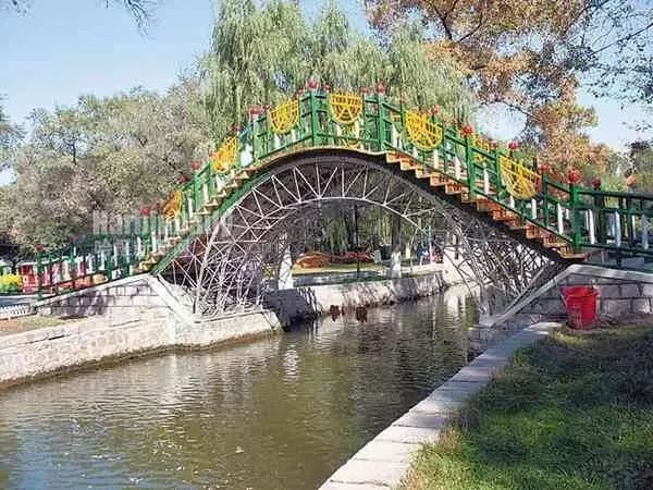 遇见冰城夏都丨兆麟公园与冰灯游园会