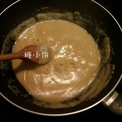 斑纹豆沙莲蓉月饼