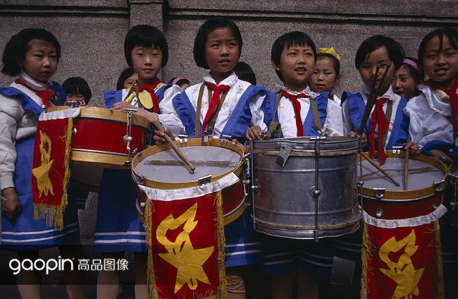 从黑白到彩色，100年来的中国儿童照片