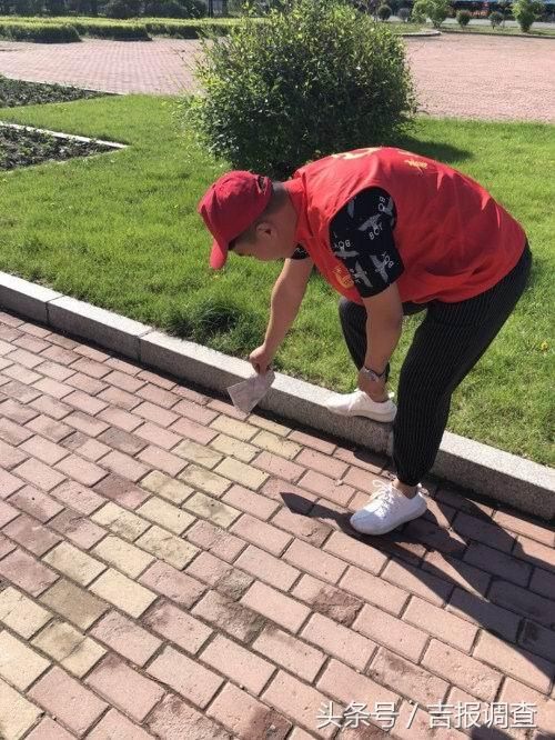 蛟河二中开展志愿服务情暖蛟河主题实践活动