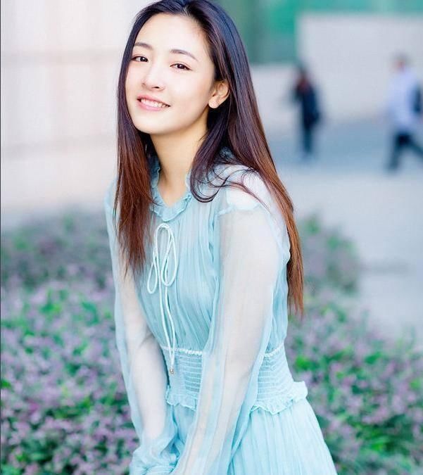 吴倩和黄子韬这对组合怎么样呢?这部剧就可以