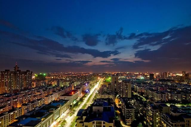 中国最“失败”的一座城市,曾是广东四小虎之一,如今成为一个区