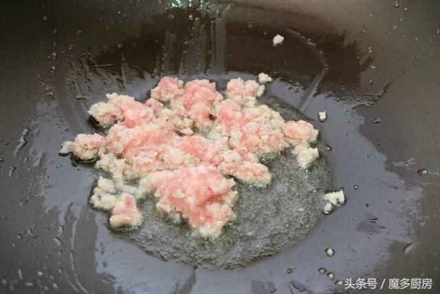 年夜饭菜单之香菇肉末土豆泥，制作简单营养好，大人孩子都爱吃！