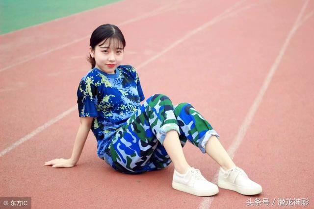 潜龙神彩 大乐透072期:竖三连有3个标的,后区第