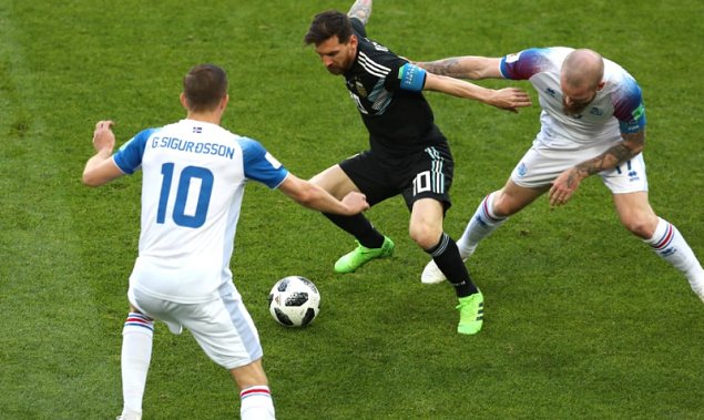 梅西罚丢关键点球 阿根廷1-1冰岛出师不利