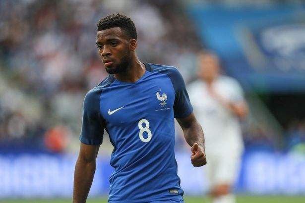 勒马尔人物传记:小范围盘带无解 红军垂涎已久