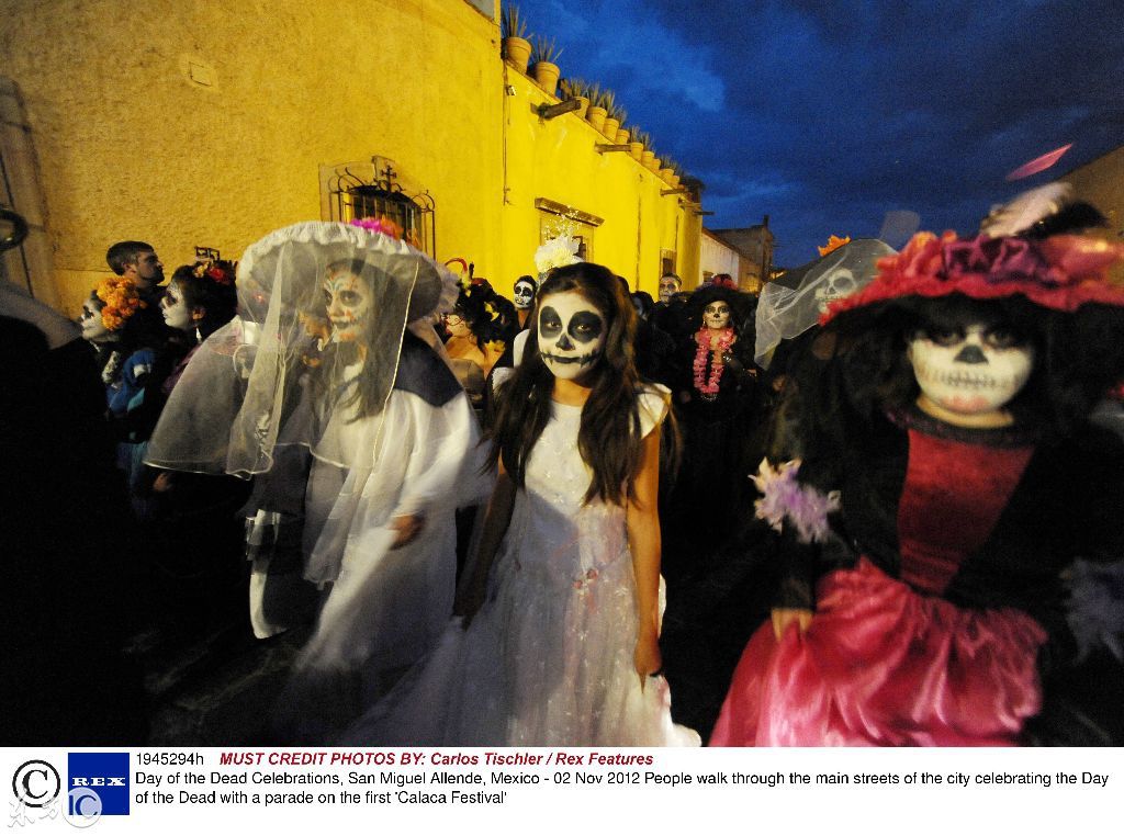 最著名的几个鬼节国家,印尼这掘尸习俗实在受