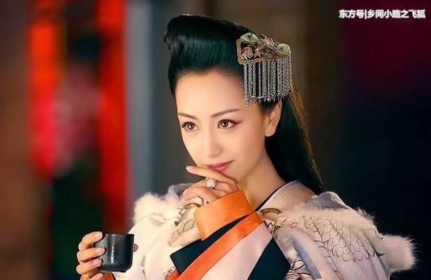 杨蓉最美古装角色，岳灵珊垫底，第一美的让人心动!