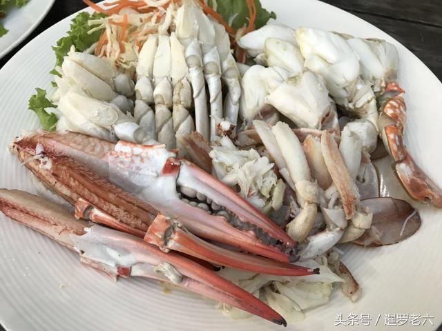 在泰国吃了一顿320元的泰南美食!您看这些菜够“硬气”不?