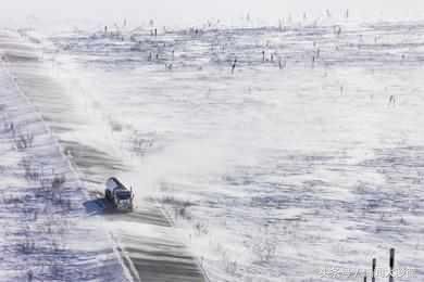世界上15个超危险道路这些人真的在冒着生命危险在前进啊!