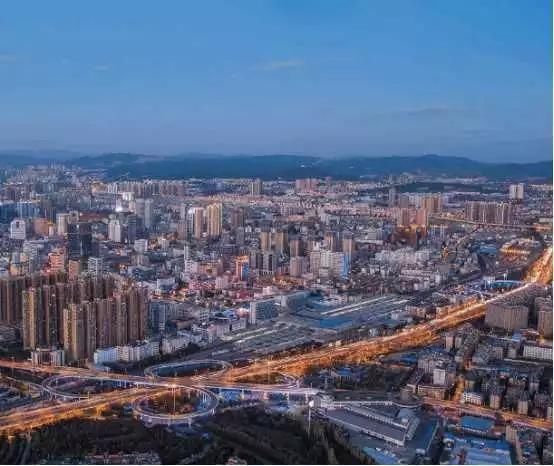 云南这个城市发达了,不是丽江也不是普洱,将打造成国家枢纽城市