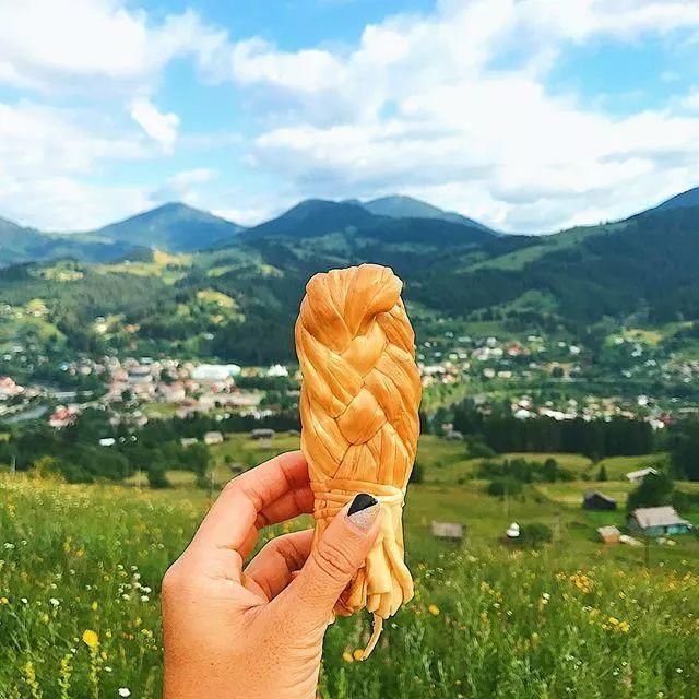 吃遍全世界的姑娘，用“食物自拍”的方式俘获了100000+的吃货