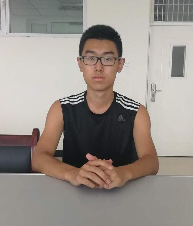 热烈祝贺怀仁一中顼晓宁、李响分别获得2018