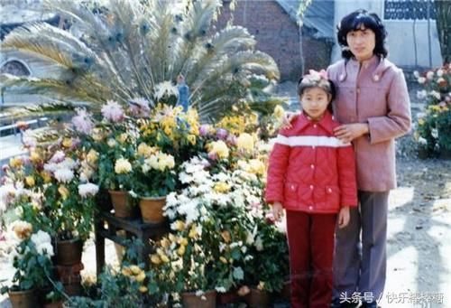 国家一级演员,9登春晚,一首歌红遍全国,被丈夫