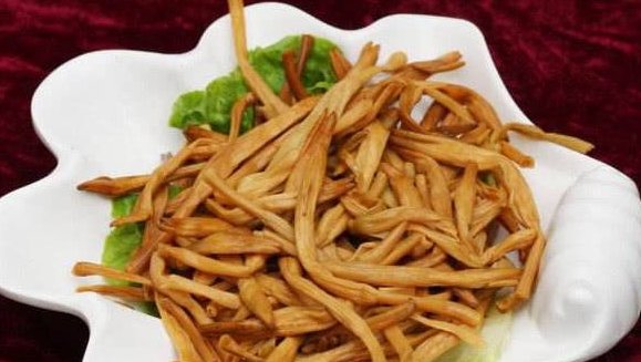 人到中年,适合多吃3种食物,赶走湿气,排出毒素,只要几块钱 人到中年,适合多吃3种食物,赶走湿气,排出毒素,只要几块钱