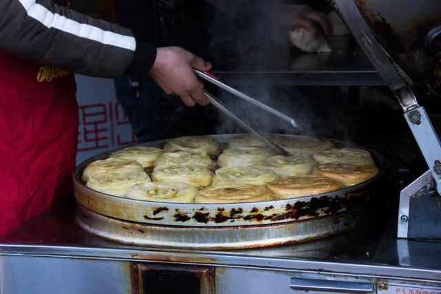 便宜又美味的宫廷香酥牛肉饼，一出锅就秒光！这等美味不容错过！