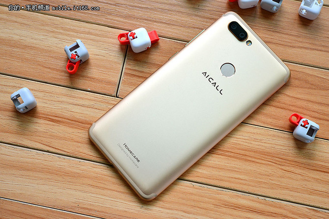 新晋实力AI手机 汇威AICALL V9首发上市