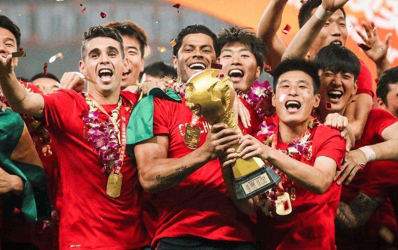 为什么亚泰双杀恒大9家俱乐部发贺电, 上港夺