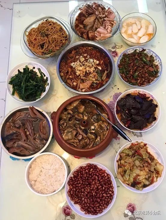 你家的年夜饭都在吃什么