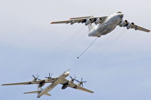 中国轰6N战略轰炸机即将装备部队 攻击能力秒