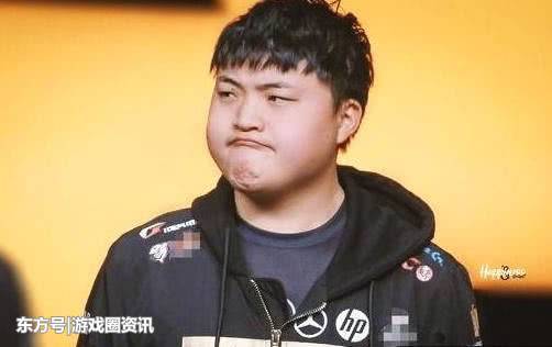 奥咪咪感慨UZI太没成人,真的受不了他,情趣:男网友情趣用品商微v成人图片
