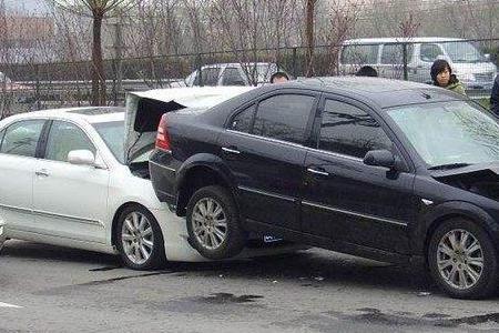 追尾后车就全责?别急着掏钱,这6种追尾,后车可