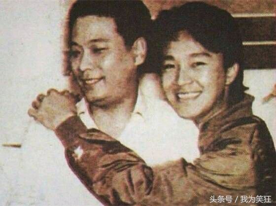 13张成龙周润发周星驰的合影照,网友评论:那时