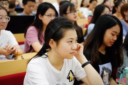 牛！《快乐星球》邢凯轩近照曝光：已是188cm男神，还保研北大！