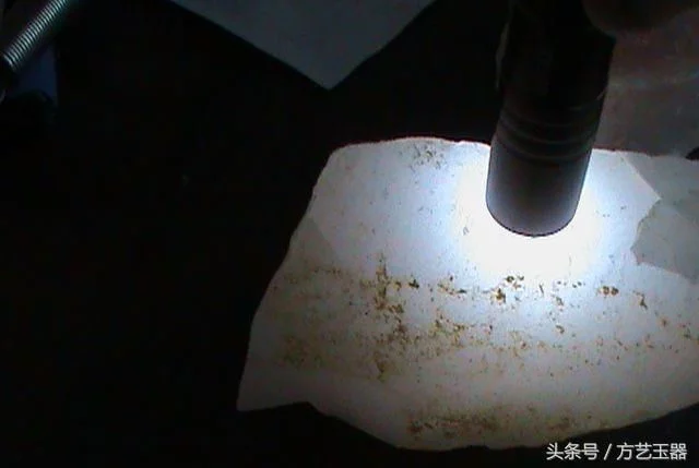 和田玉见到这种料,有多远走多远,切赔不说还有剧毒! - 武汉老徐 - 武汉老徐的博客 和田玉见到这种料,有多远走多远,切赔不说还有剧毒! - 武汉老徐 - 武汉老徐的博客