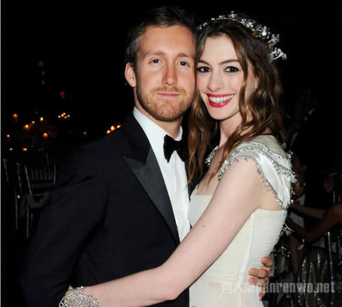 安妮海瑟薇生二胎