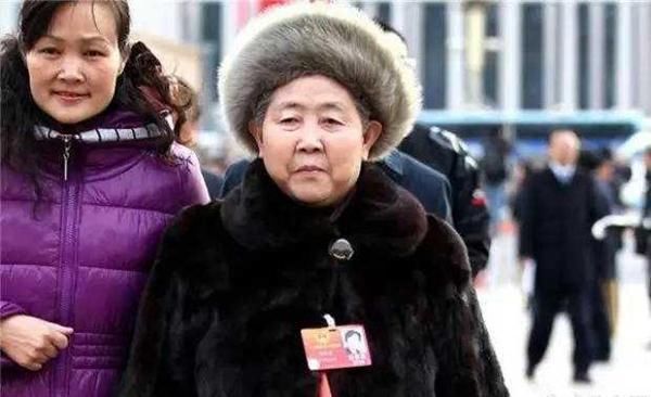 老干妈陶华碧老人预测:未来这些行业就是一个