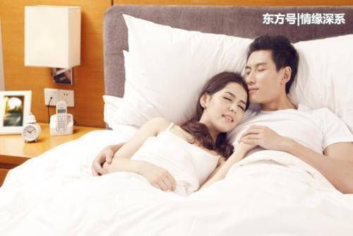 大年三十，母亲给我儿子和女儿一人一个红包，拆开后老婆回娘家了