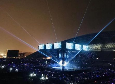 张学友金华演唱会又抓一名逃犯!网友:他来听我