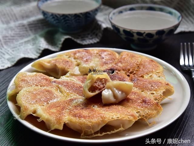 孩子要我做这饺子，馅料丰富，鲜美多汁，孩子吃了20多个还嫌不够