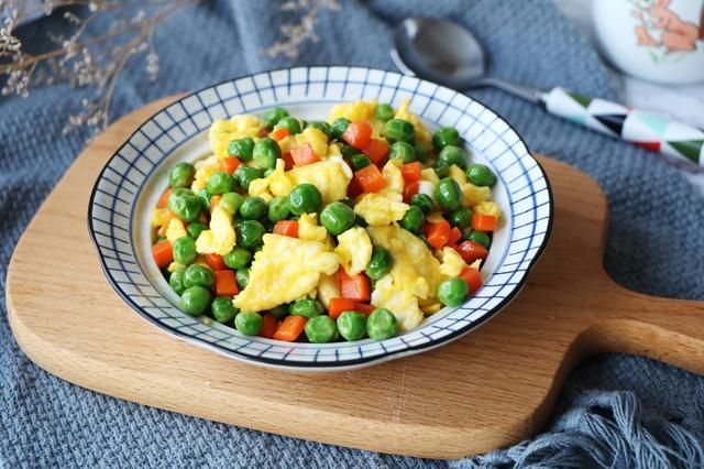 饭里加这样补钙效果最好，孩子多吃2碗饭没问题，不长个子才怪呢