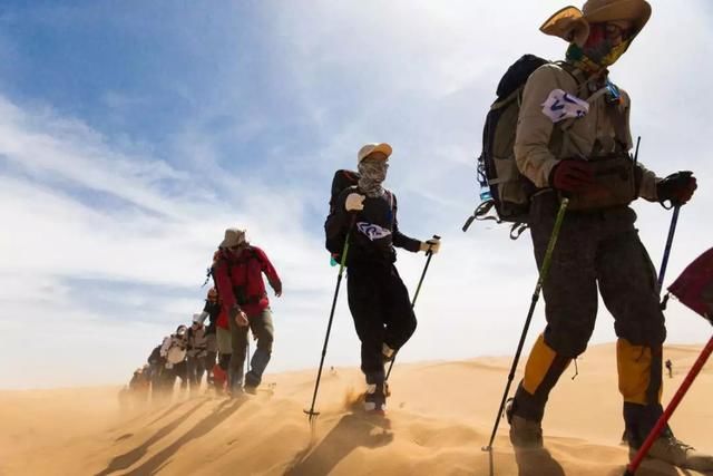 质朴回归,简单存在--腾格里沙漠徒步、露营