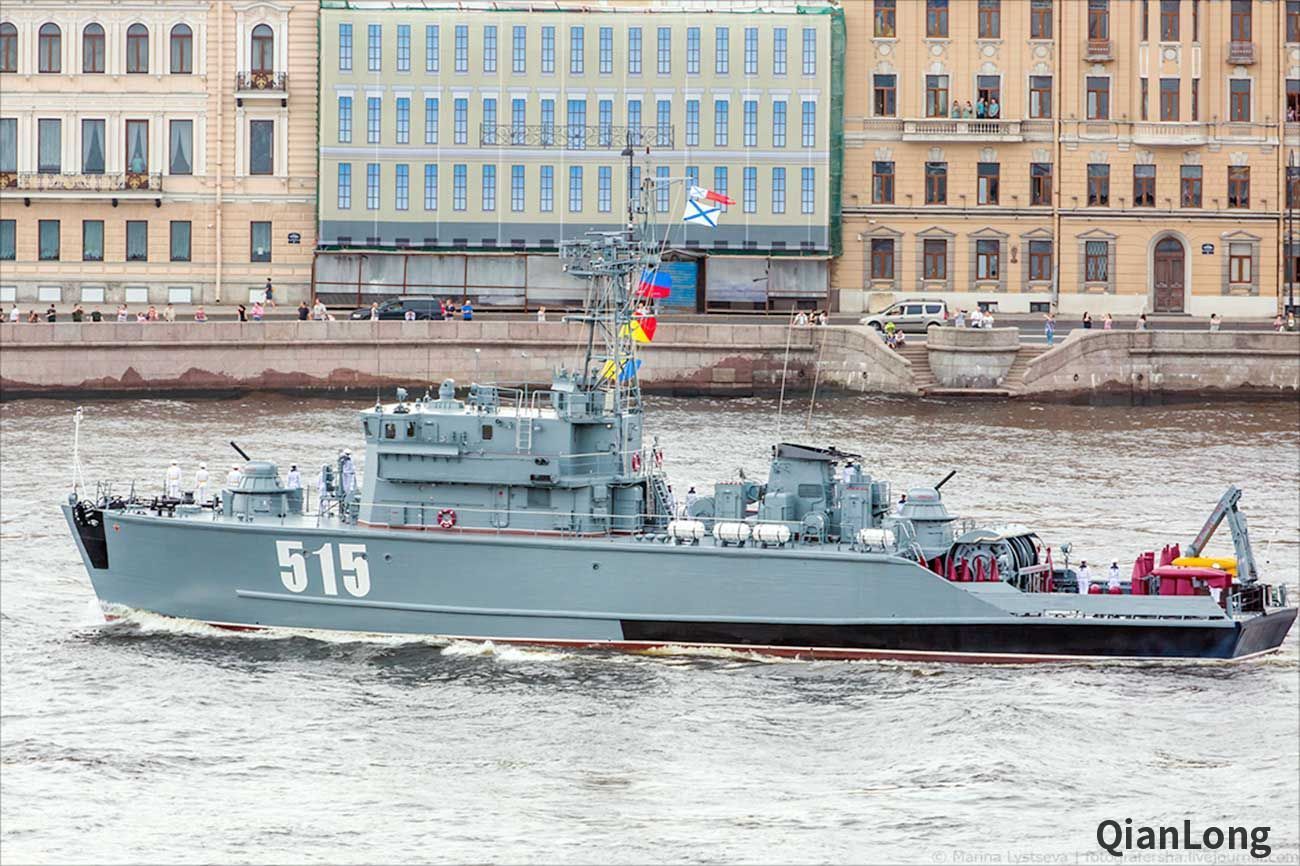 俄罗斯举行海军节阅舰式彩排 海军航空兵在空