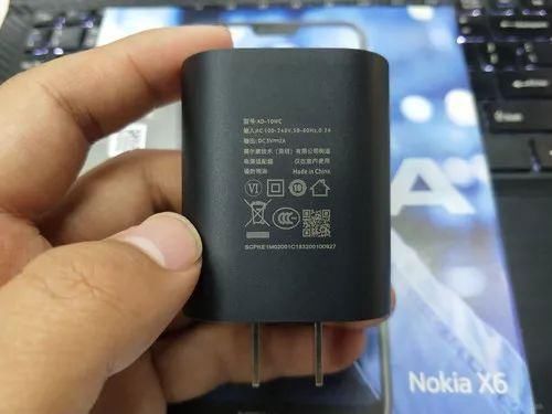 Nokia X6体验 高颜值的千元性价比之作